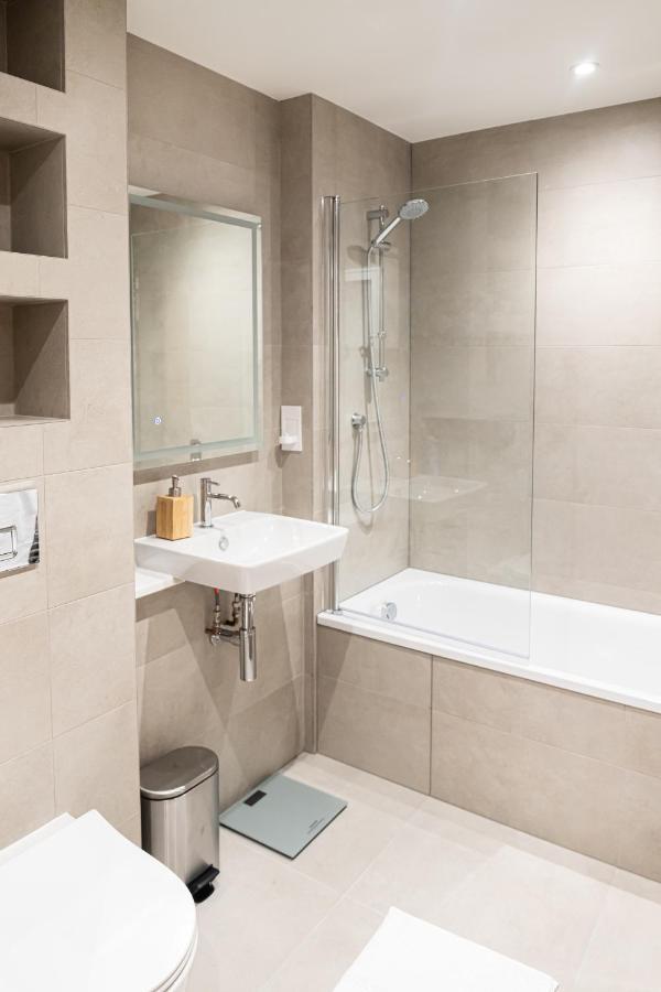 Amazing New Spacious Apartment In Se1 London Luaran gambar